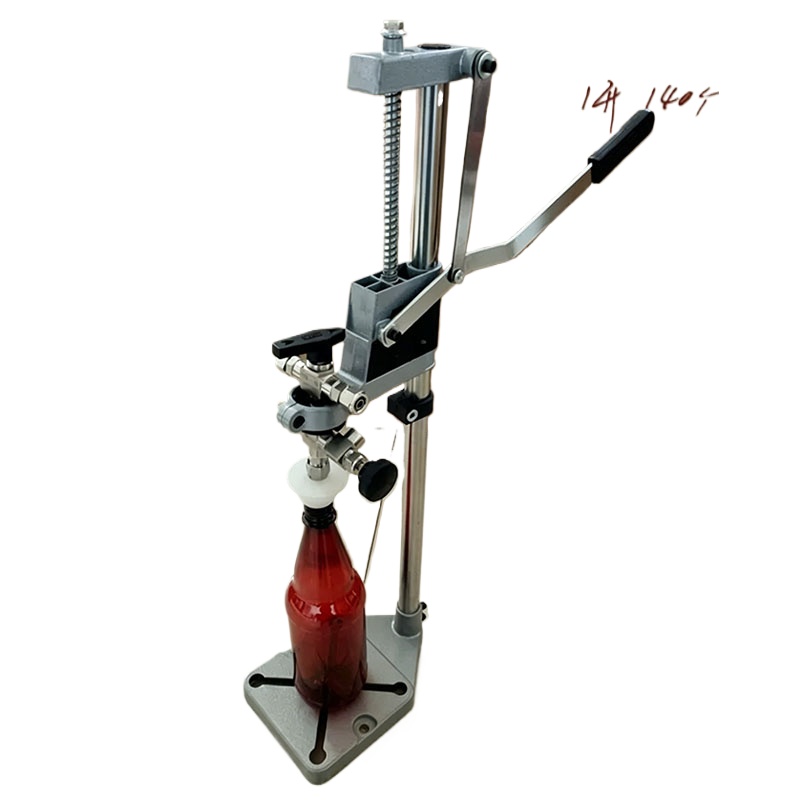 Wine Beer & Deli Reviews - Máquina Manual para Prensar Tapones de